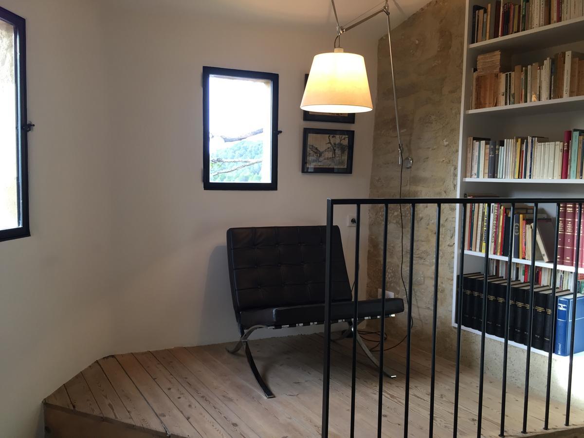 Tour Sarrazine De Montaren Bed & Breakfast Exterior photo